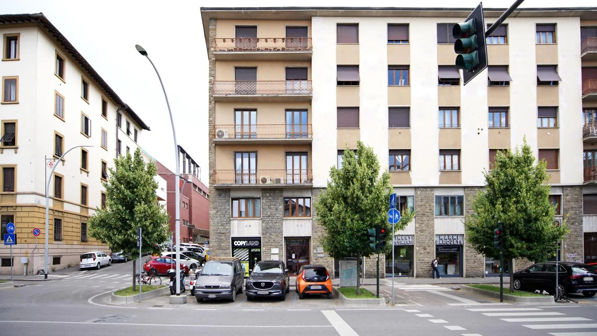 Sky Suite Downtown Smn ,Train Station,2 Letti,Balcone Floransa 0*,  İtalya